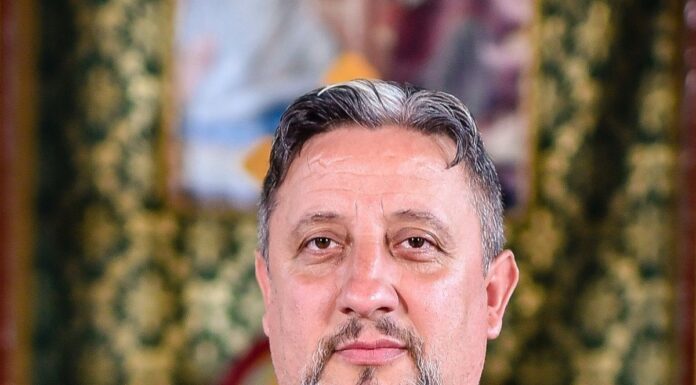 Învăţătura Preotului de altar – La Praznicul «Tăierea capului Sf. Proroc Ioan Botezătorul»! – ,,Dăruieşte-ne nouă, Sfinte Ioane Prorocule, putere din cer şi, ca unul ce eşti făclie strălucitoare, luminează-ne pe noi, cei ce alergăm la slăvita prăznuire a trecerii tale la Domnul. Amin”!