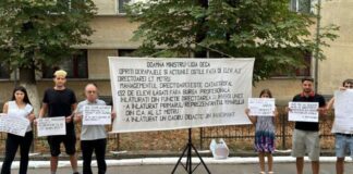Protest pentru bursele profesionale de la Motru. Mesaj pentru ministrul Educației
