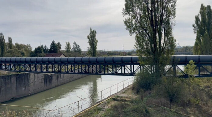 Apa de la Izvarna, la robinetul doljenilor și gorjenilor