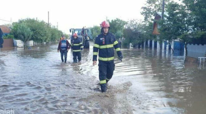 Ploi de Cod roșu. Avertizări de viituri pentru 13 bazine hidrografice