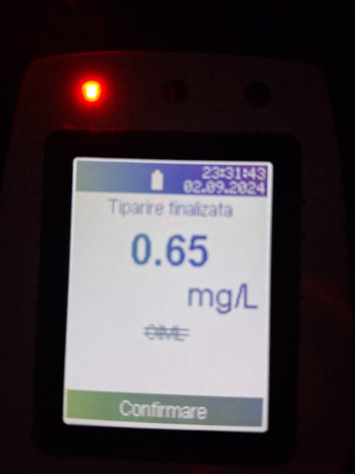 Dosar penal pentru un șofer băut. Nu a oprit la semnalul polițiștilor