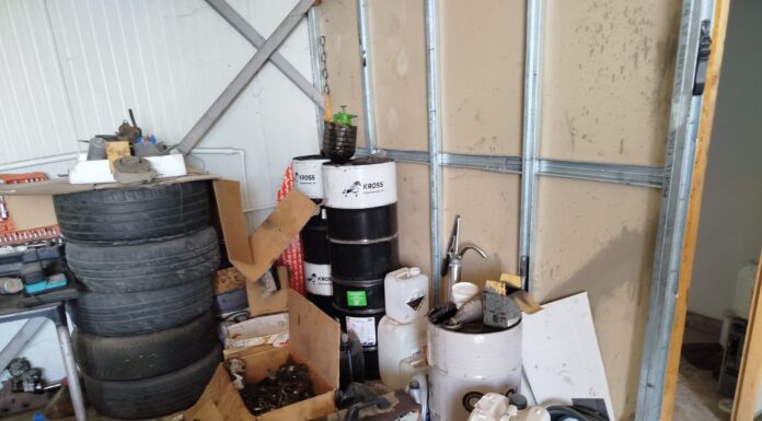 Razie a polițiștilor la mai multe service-uri auto din Gorj