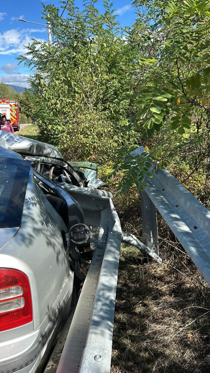 Accident la Peștișani. Un tânăr de 18 ani este resuscitat