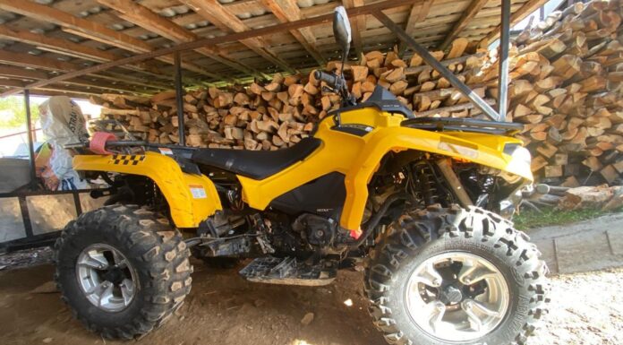 Au furat componente de ATV din parcarea unui hotel din Rânca