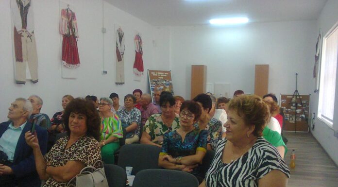 Bârseşti, Liceul Tehnologic, 6 sept 2024 – Revedere emoţionantă, la 40 de ani de la terminarea liceului – ,,Dragii mei colegi, clipa de astăzi a trecut, gândiți-vă la cea de mâine”!