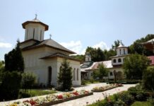 Acoperământul Maicii Domnului, prima mare sărbătoare a lunii octombrie