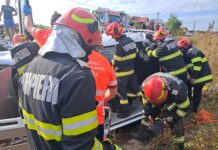 FOTO/VIDEO| Accident grav la Telești. Mașină răsturnată, două victime