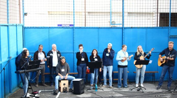 Activitate moral-religioasă, în rândul deținuților de la Târgu Jiu