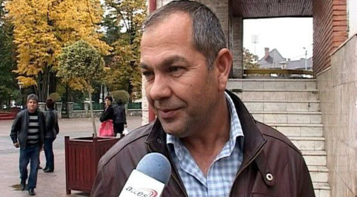 Peste 300 de salariați ai CEO, protestează la București