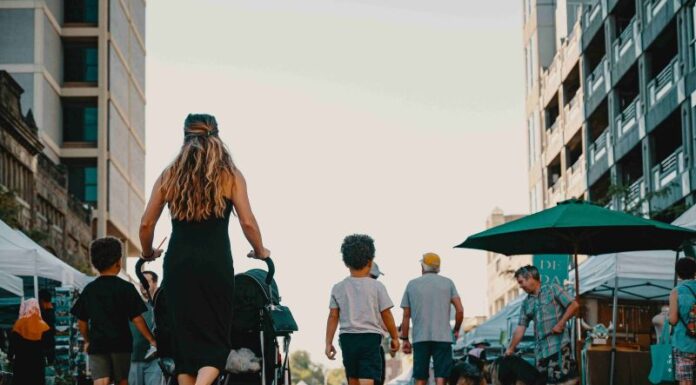 Ghid Complet pentru Părinți: Alegerea Cărucioarelor 3 în 1 și Importanța Testelor de Sarcină