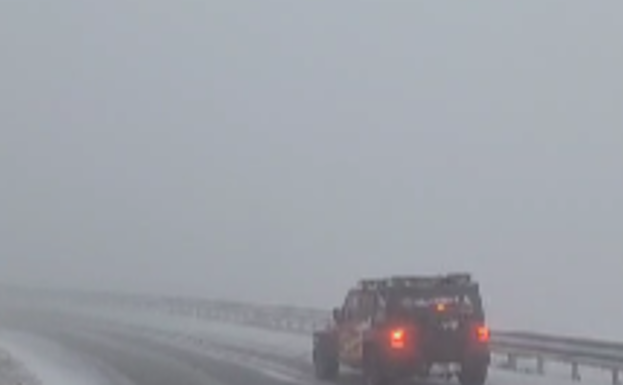 UPDATE, VIDEO/FOTO: Transalpina, risc de polei, avertizare Salvamont