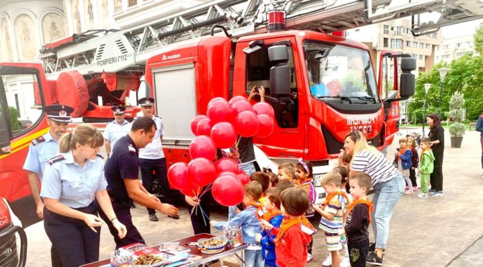 FOTO| Salvatorii ISU, zi plină în Piața Prefecturii Gorj!