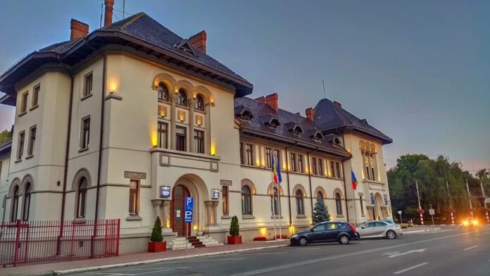 Elevele de 10 din Târgu Jiu, premiate de primărie