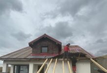 Postul Salvamont Păpușa, în reparații