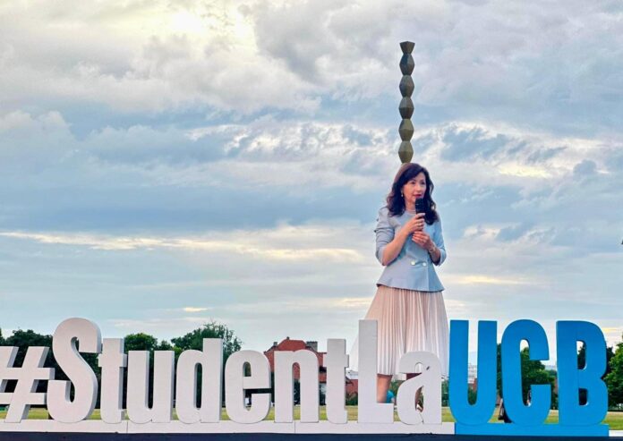 „Primul student din familie”. Cinci proiecte, de aproape 8 milioane de euro, câștigate de UCB