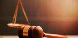 Închisoare pentru un șofer beat și fără permis, cu mașina furată