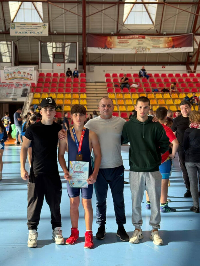 38a03a7e-3077-4f7b-83b5-335c7f746809