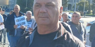 În jur 500 de salariați ai Complexului Energetic Oltenia, în fața Guvernului