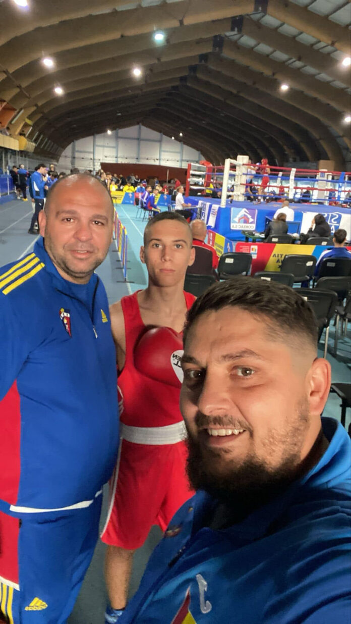 9c562622-201d-467d-b81b-a2b83191983a