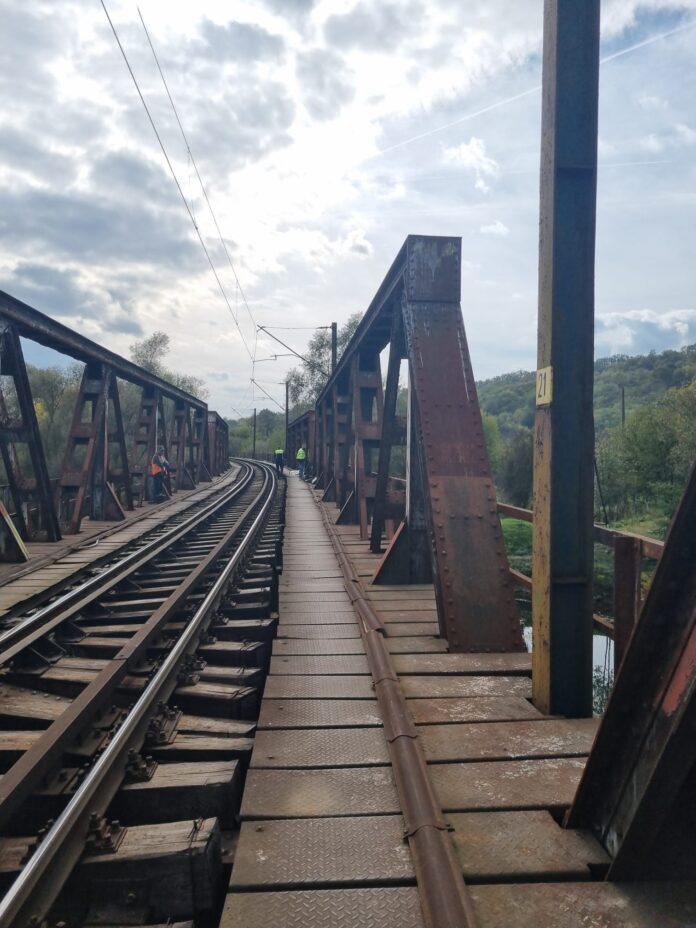 Foto – Rovinari: Bărbat electrocutat la pescuit