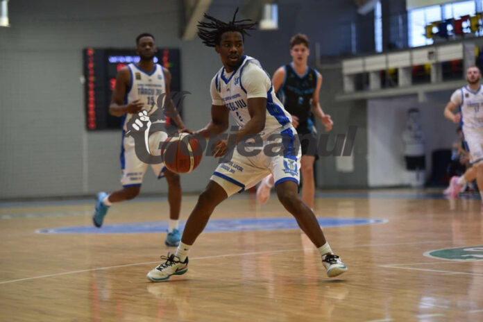 c8c006a2-b59a-4108-afba-96261570883f