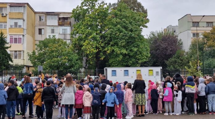Concurs de colectare a deșeurilor la o școală din Târgu Jiu