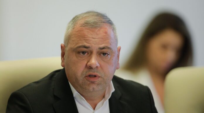 Ministrul Agriculturii: La noapte demarează plățile în avans pentru fermieri