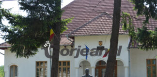 Condamnare cu suspendare! Fura icoane ca să și le pună în cameră!