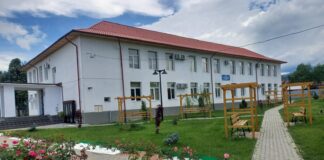 Școli din Gorj, decorate de Ziua Mondială a Educației