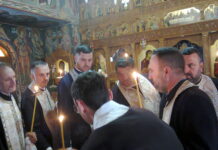 Mănăstirea «Sfânta Treime» de la Strâmba-Jiu şi-a sărbătorit hramul «Acoperământul Maicii Domnului» – „Toată nădejdea noastră spre tine o punem, Maica Lui Dumnezeu! Păzeşte-ne pe noi, sub sfânt Acoperământul tău”!