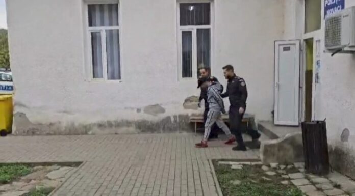 Arestat la 16 ani după ce a terorizat un sat întreg!