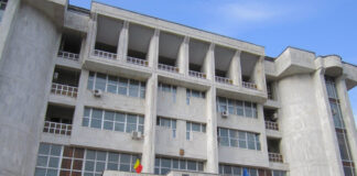 Judecată pentru purtare abuzivă, după ce A BĂTUT UN COPIL CU HANDICAP GRAV! „Te toc, dacă nu taci”!