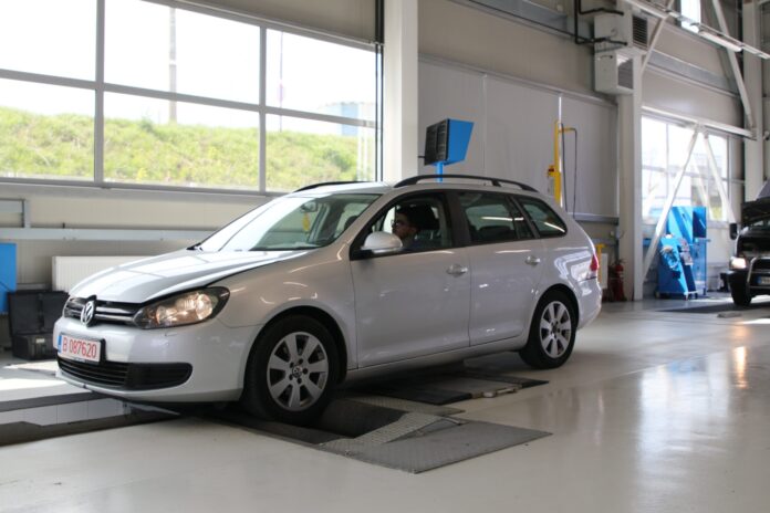 Stațiile ITP autorizate pot primi clienți