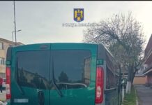 Transport ilegal de persoane pe ruta Rovinari-Bâlteni și retur