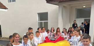 Ziua de 1 Decembrie, marcată de elevii și preșcolarii de la Tismana
