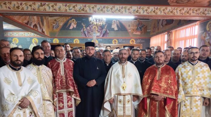 Conferinţa pastoral-misionară de toamnă a preoţilor de parohie din Protopopiatul Târgu-Cărbuneşti (II) – ,,Să Îl mărturisim pe Dumnezeu în casa omului! Să ne aplecăm asupra celor în suferinţă, să ne dăm jos din altar şi să mergem în «altarul» sufletelor celor bolnavi”!