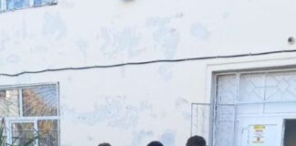 Târg cu bunătăți de sezon, în curtea Școlii Gimnaziale „Ecaterina Teodoroiu”