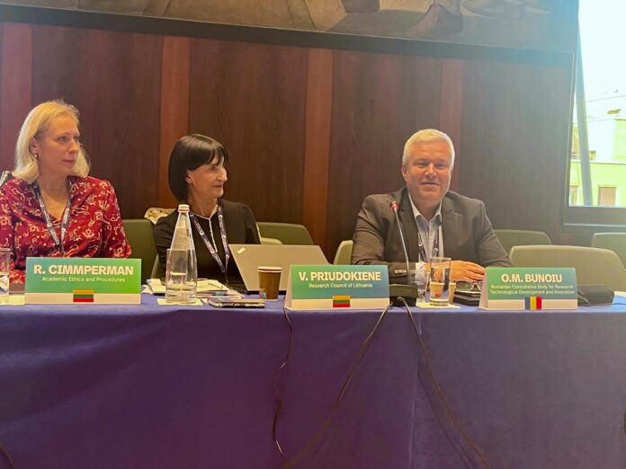 Gorjeanul Mădălin Bunoiu, ales membru al Comitetului structurii ”European Science Advisors Forum”