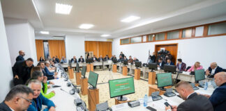 Amenajarea hidroenergetică a râului Jiu, în dezbaterile de la Gorj și Hunedoara