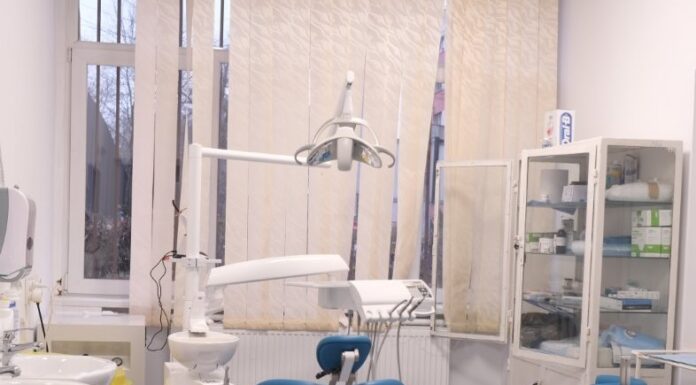 Tratamente stomatologice gratuite pentru elevii din comună