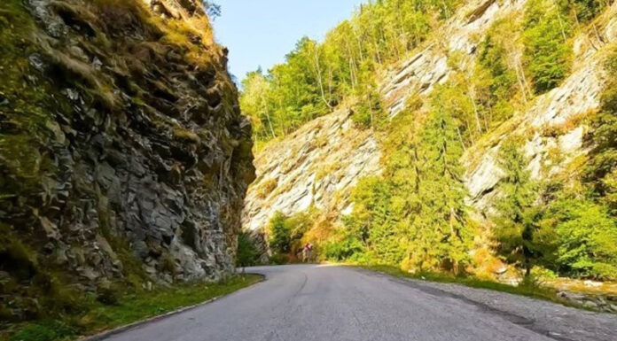 Se reabilitează DN 7A, până la Obârșia Lotrului