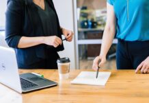 Sporuri tăiate pentru funcționarii publici. Vezi în ce cazuri!