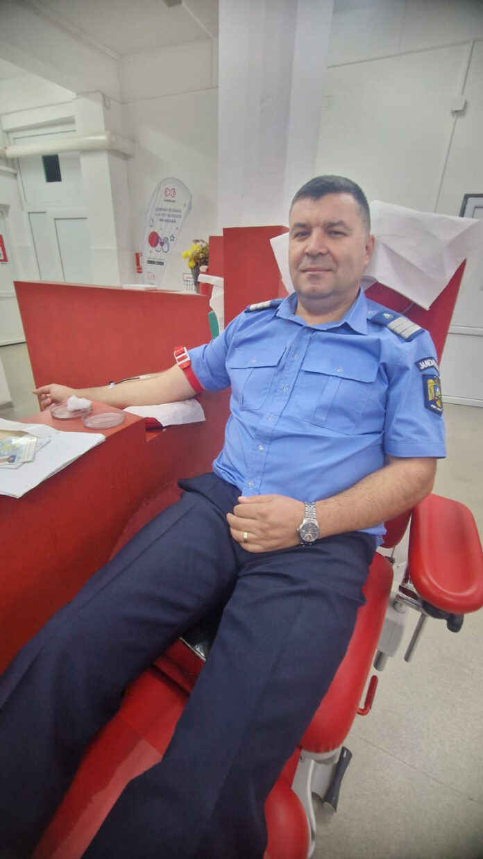 jandarmi-donare-sange-(4)