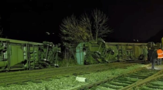 Tren deraiat în Mehedinți – Anunțul CFR!