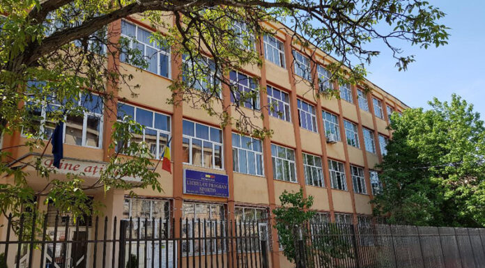 Ce au anunțat polițiștii despre cazul elevului înjunghiat de colegul său