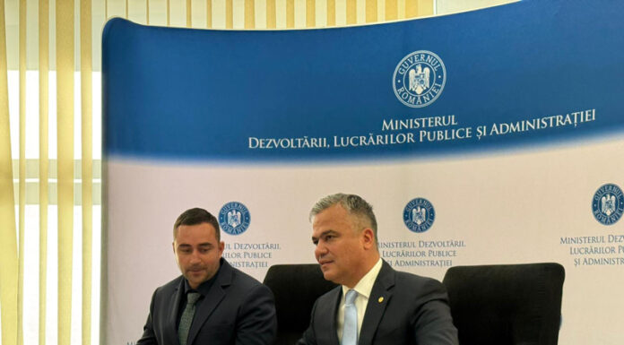 Noul primar din Plopșoru a semnat primul său contract pentru o investiție în comună