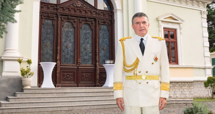 0b8bfb59-a493-43b9-a17c-46a8b30f35f6