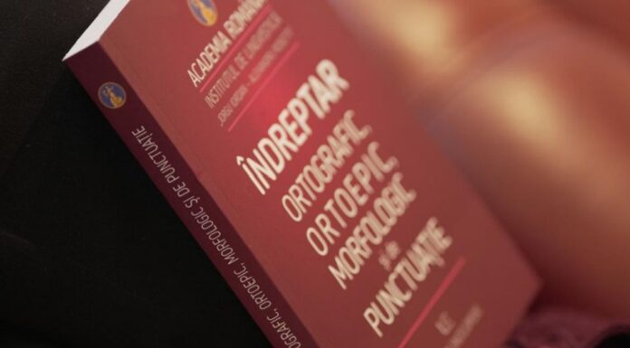 Noul „Îndreptar ortografic” va fi distribuit în școli