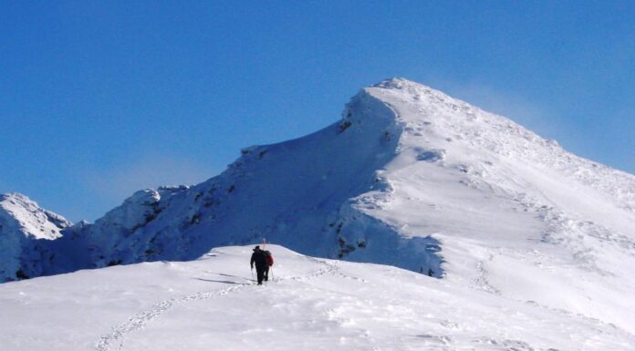Atitudini hibernale – NU NEGLIJAȚI PERICOLUL ALB