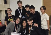 Premiat la un concurs național de robotică